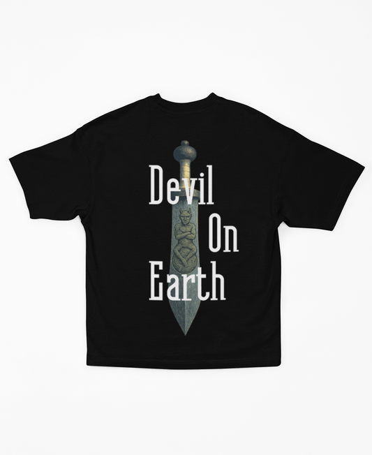 T-shirt Oversize  "Devil On Earth" Back